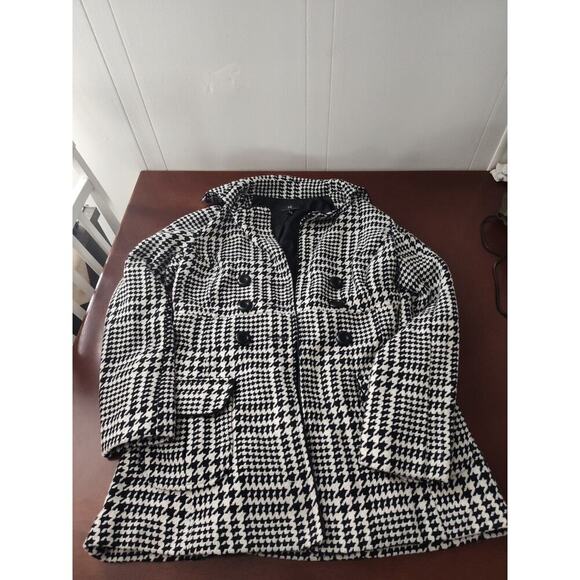 Iz Byer Jackets & Blazers - IZ Byer Black White Lined Button Up Jacket SZ S